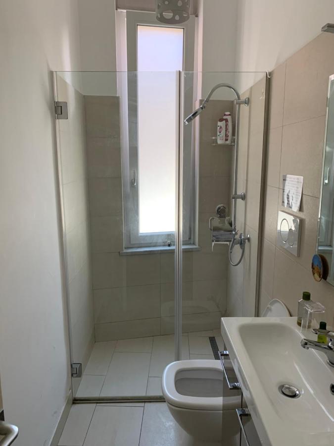 Due Cani Apartment Palermo Esterno foto
